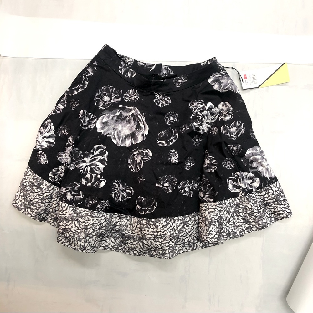 Prabal Gurung for Target floral skirt size 4 NWT
